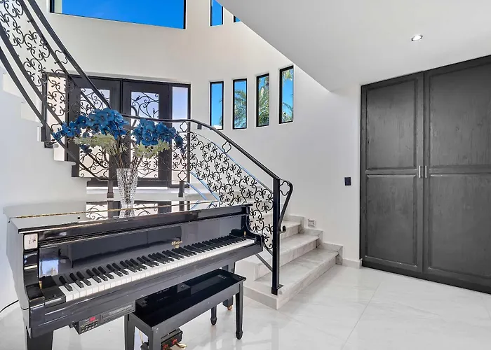 Marbella Lane Grand Private Luxury Сasa de vacaciones