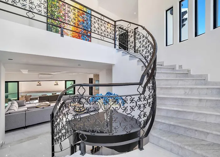 Marbella Lane Grand Private Luxury * Cabo San Lucas